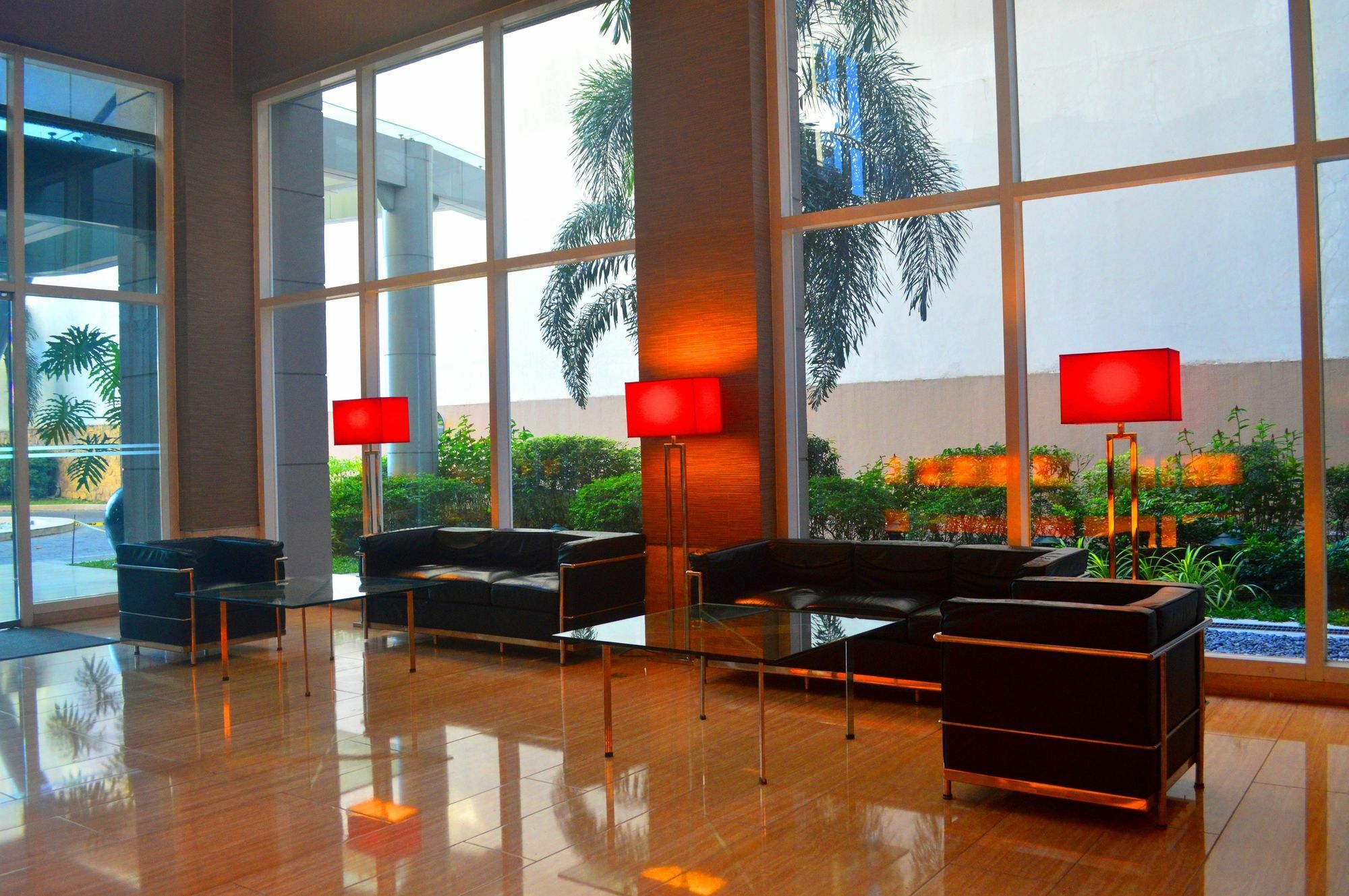 South Of Market Private Residences Taguig Exterior photo