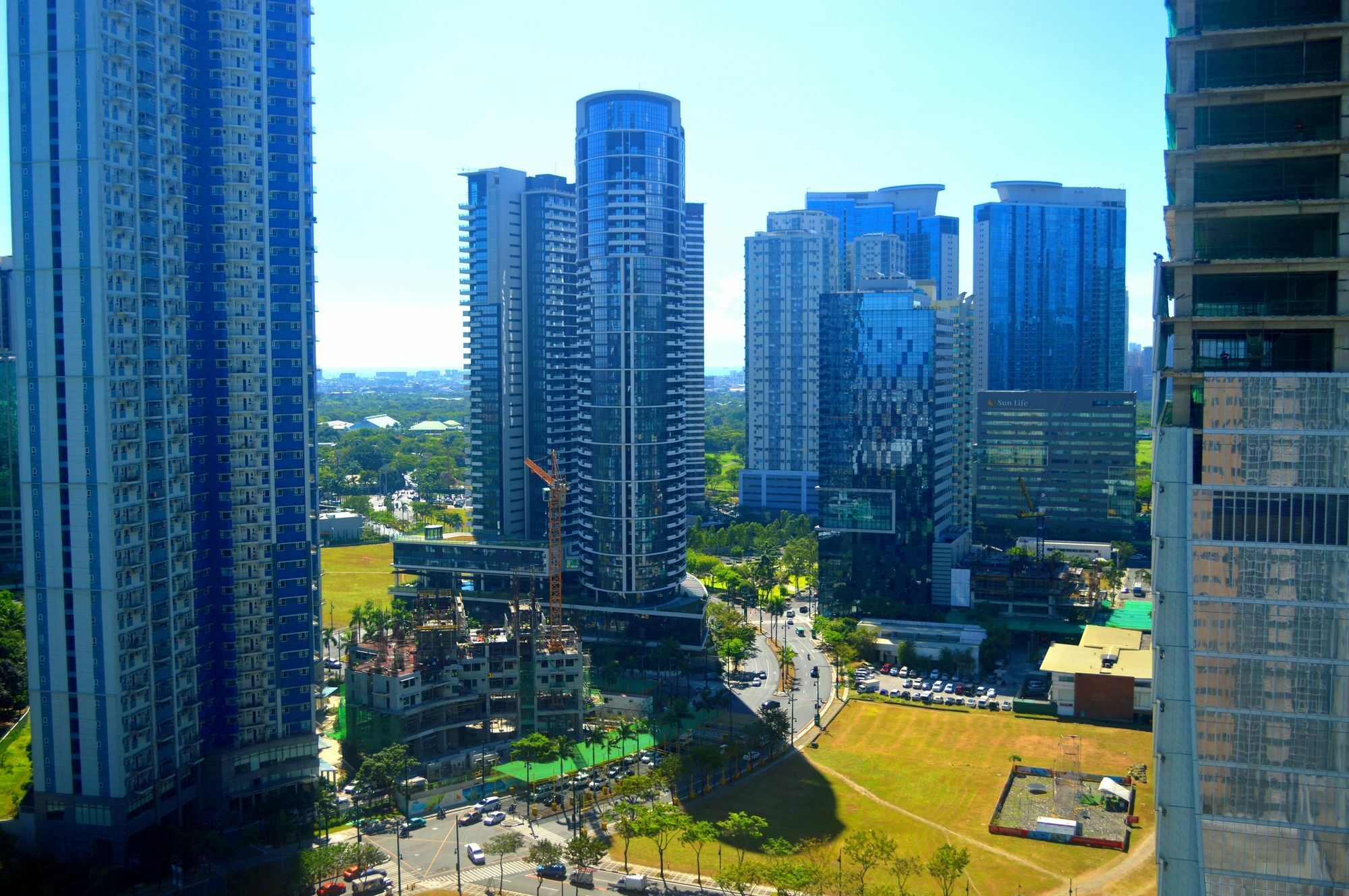 South Of Market Private Residences Taguig Exterior photo
